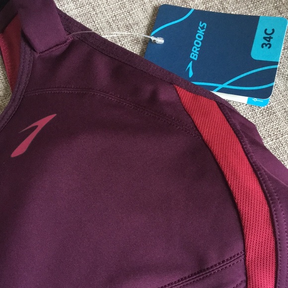NWT- Brooks Running Bra- Jubralee Sports Bra - Picture 2 of 4